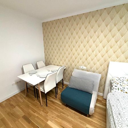 Exclusive Serviced Flat On Taborstrasse Вена Экстерьер фото